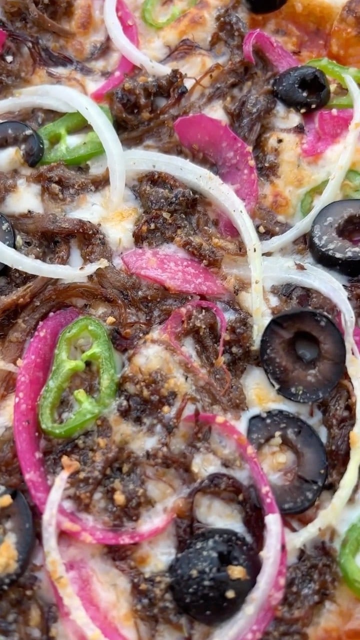 Check my gear page for $10 off a Stoke Pizza Oven. I love brisket and I love pizza - so I combined them. In addition to…