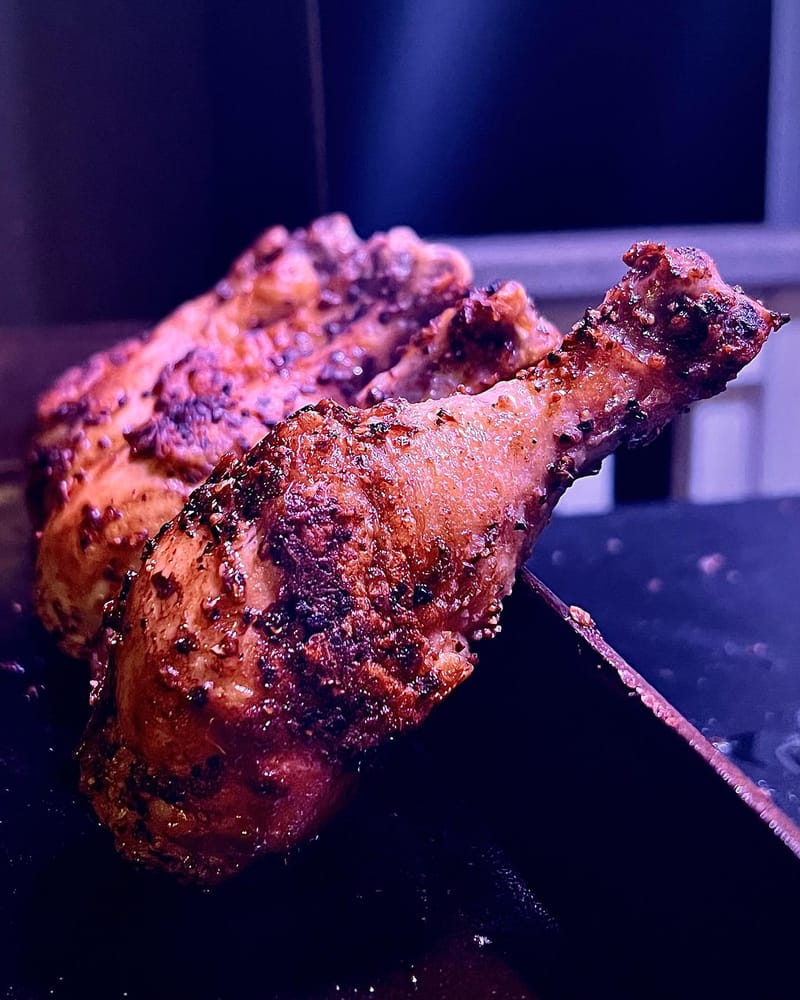 New year’s resolution: Don’t skip leg day. #griddle #blackstonegriddle #chicken #bbq