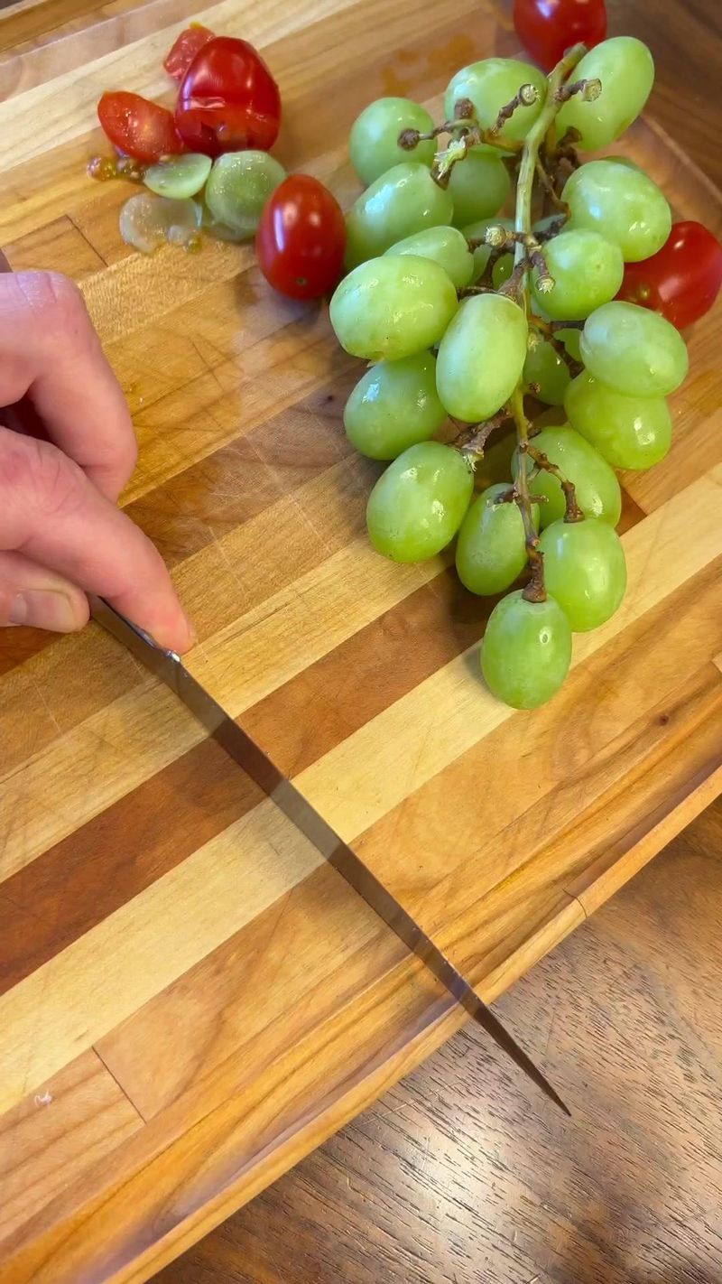 This $11 knife sharpener is good for cheaper knives. Use whetstone for good knives. #learnontiktok #howto #review #foodie…