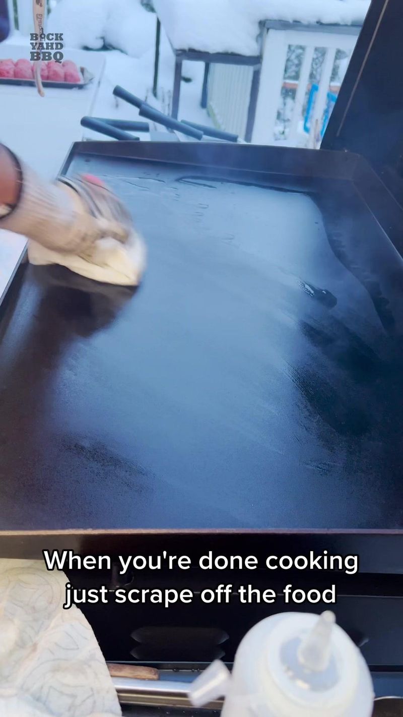 Let’s learn how to season a new blackstone griddle to remove dust and debris help create a non-stick surface. Start off by…