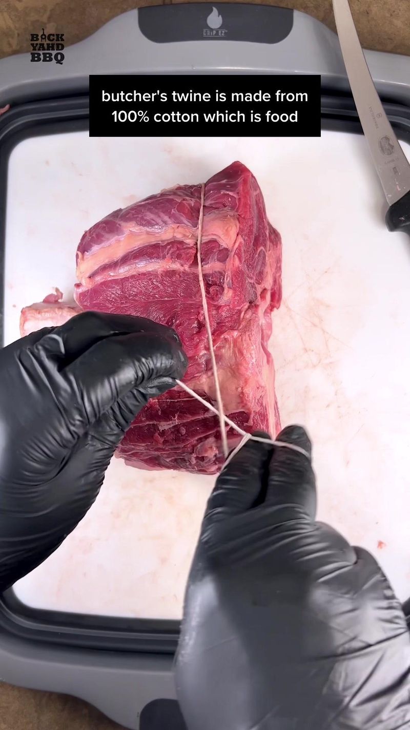 How to tie a butcher’s knot #bbq #bbqtips #howto #learn #cooking #beef #meat #meatprep #smokedmeat #kitchenskills #knot…