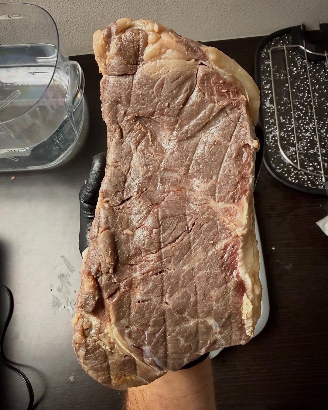 That perfect crust 😉 is there anything more unappetizing than a steak right out of the sous vide bath?